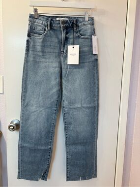 HIDDEN [TRACEY] High Rise Cropper Straight Jeans NWT